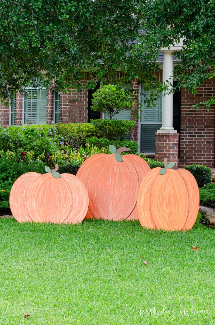 How to Make Wooden Pumpkins for Festive Yard Art (2025)