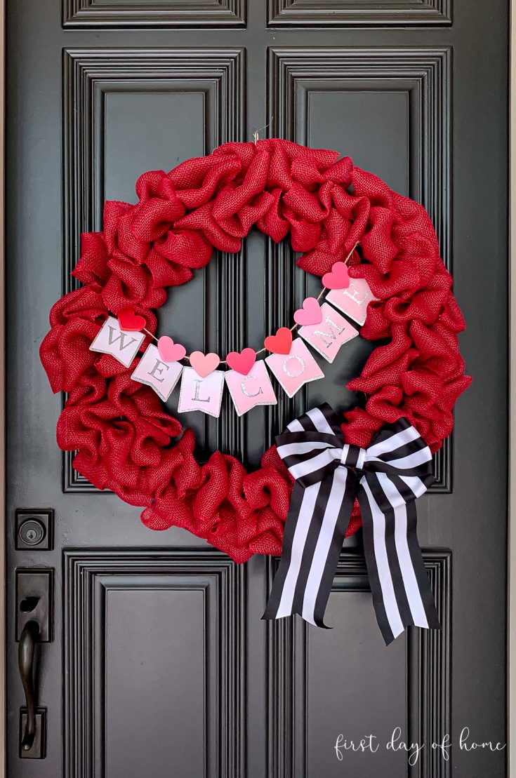 How to Make a Burlap Wreath - Easy Guide + Video for Beginners