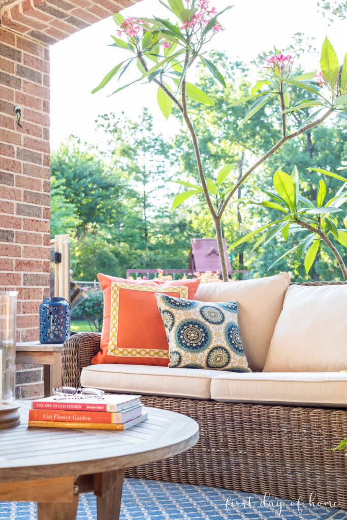 Beautiful Summer Outdoor Decor Ideas for the Porch or Patio