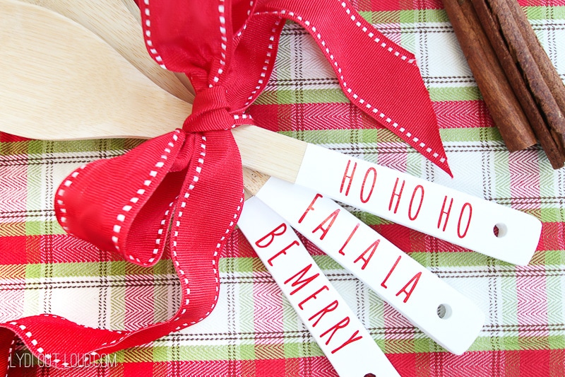 Christmas wooden spoons decorated using Cricut decals